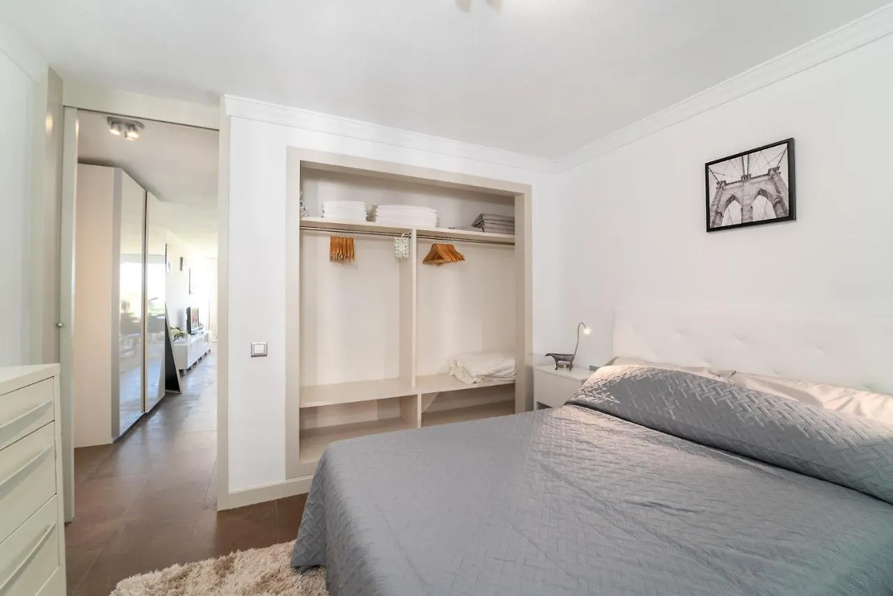 Azahara I, 25A Small Cozy Apartment With Great Views Located In The Popular Area Of Nueva Andalucia Μαρμπέλλα Ισπανία